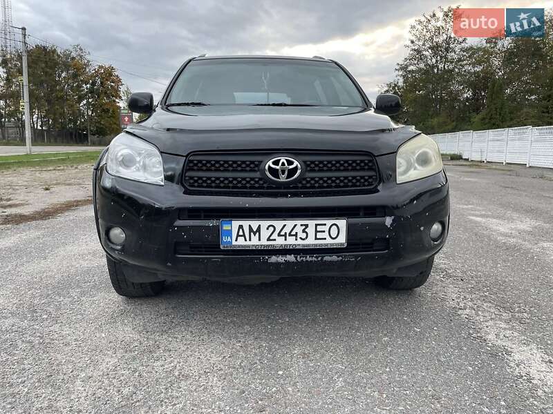 Позашляховик / Кросовер Toyota RAV4 2008 в Вишневому