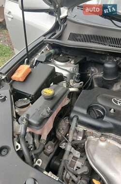 Внедорожник / Кроссовер Toyota RAV4 2007 в 
