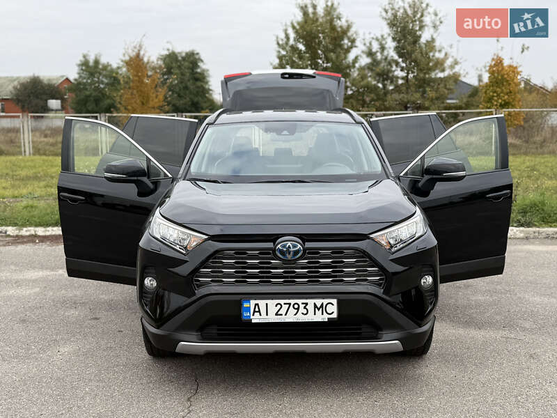 Позашляховик / Кросовер Toyota RAV4 2021 в Києві фото 25 Позашляховик / Кросовер Toyota RAV4 2021 в Києві