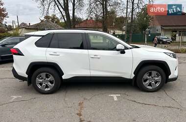 Внедорожник / Кроссовер Toyota RAV4 2025 в 