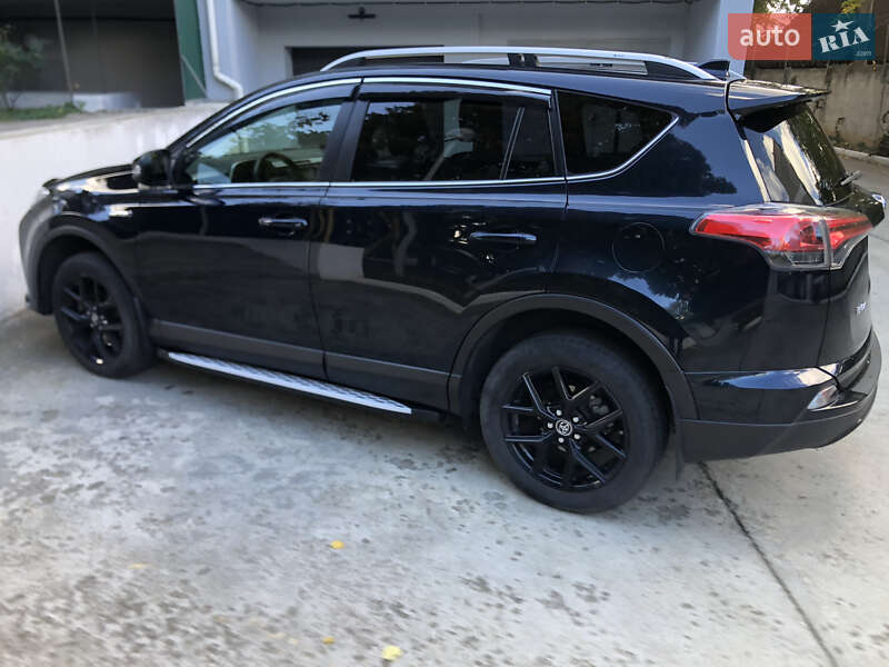 Внедорожник / Кроссовер Toyota RAV4 2018 в Николаеве фото 3 Внедорожник / Кроссовер Toyota RAV4 2018 в Николаеве