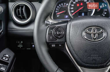 Позашляховик / Кросовер Toyota RAV4 2013 в  фото 21 Позашляховик / Кросовер Toyota RAV4 2013 в