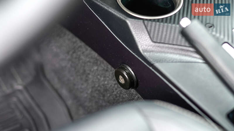 Внедорожник / Кроссовер Toyota RAV4 2013 в Львове фото 35 Внедорожник / Кроссовер Toyota RAV4 2013 в Львове