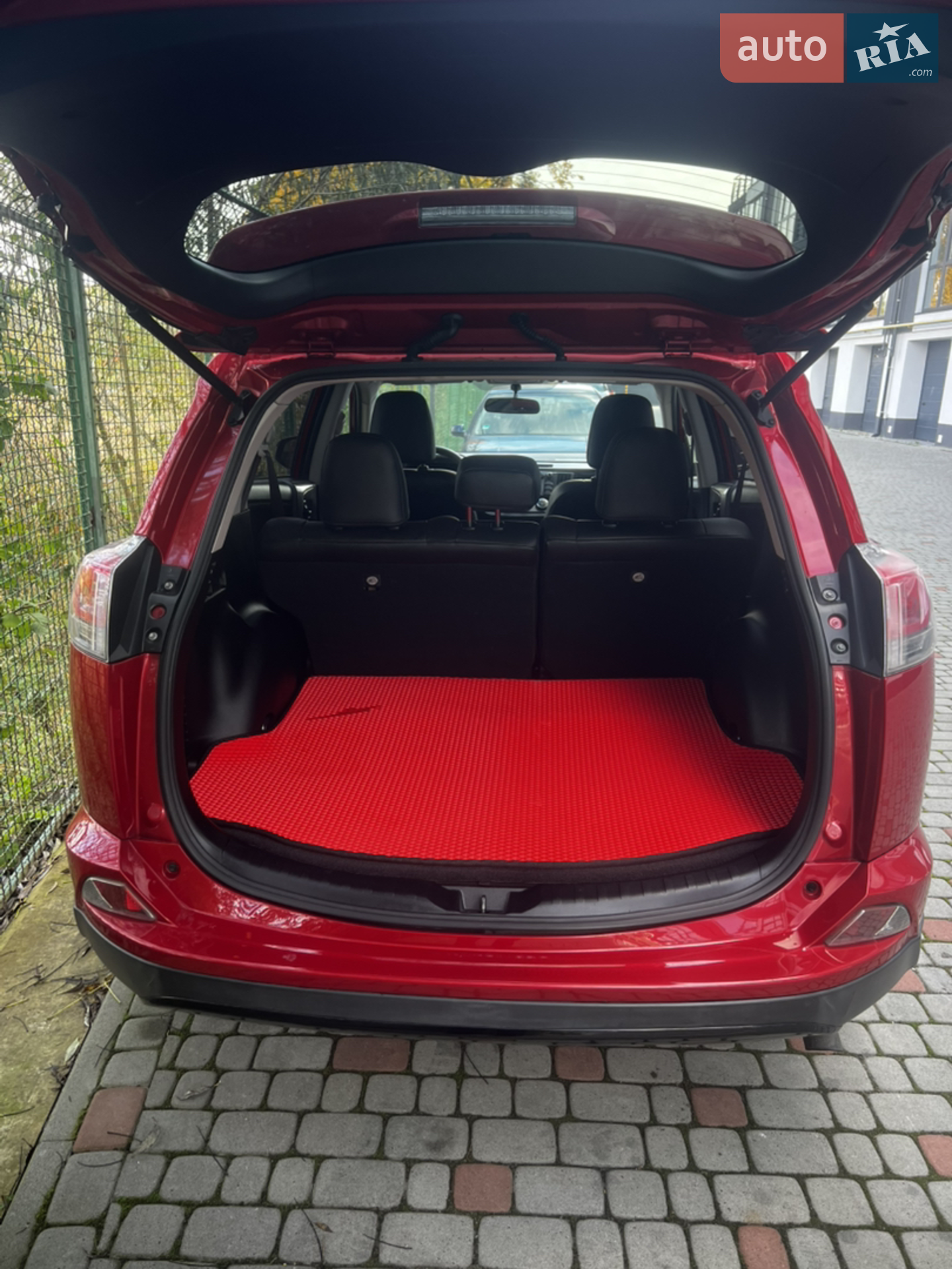 2016 Toyota RAV 4 - мініатюра 13