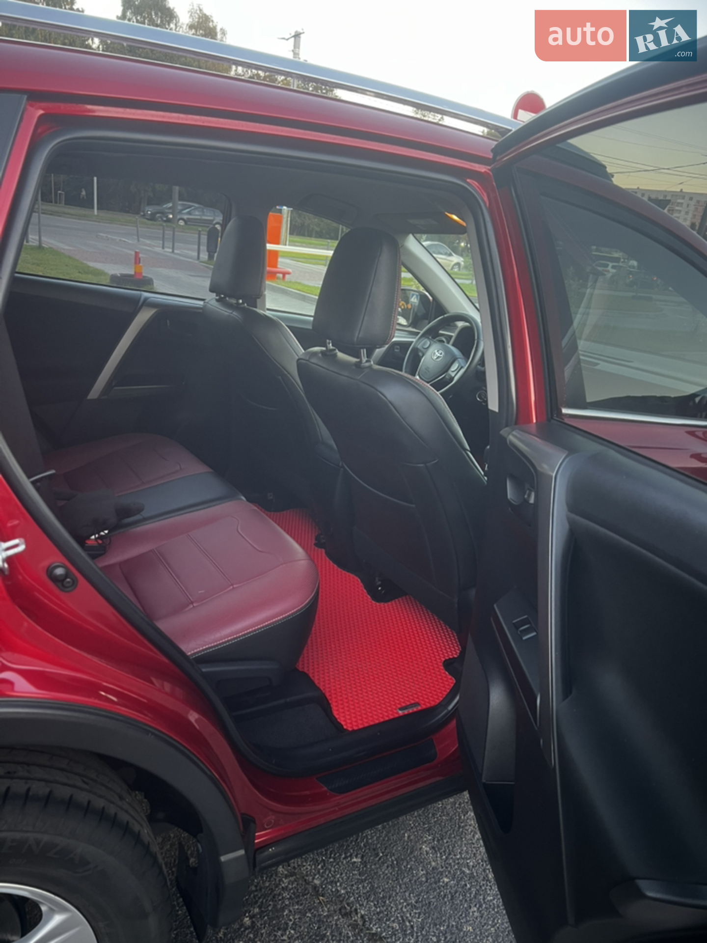 2016 Toyota RAV 4 - мініатюра 15