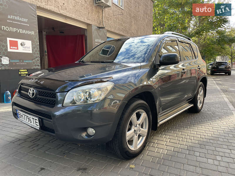 Внедорожник / Кроссовер Toyota RAV4 2010 в Одессе фото 4 Внедорожник / Кроссовер Toyota RAV4 2010 в Одессе