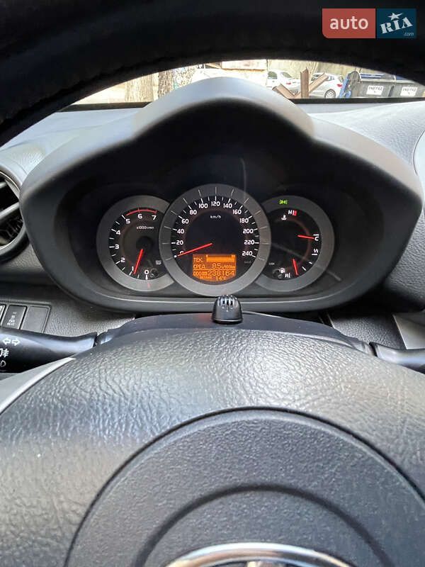 Внедорожник / Кроссовер Toyota RAV4 2010 в Одессе фото 16 Внедорожник / Кроссовер Toyota RAV4 2010 в Одессе