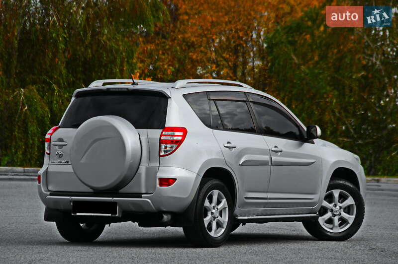 Позашляховик / Кросовер Toyota RAV4 2011 в Дніпрі фото 2 Позашляховик / Кросовер Toyota RAV4 2011 в Дніпрі
