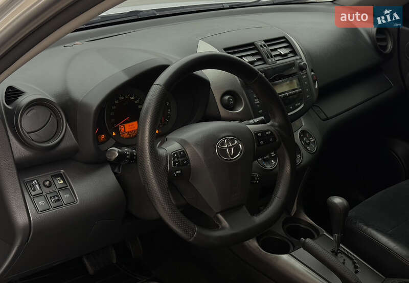 Позашляховик / Кросовер Toyota RAV4 2011 в Дніпрі фото 6 Позашляховик / Кросовер Toyota RAV4 2011 в Дніпрі