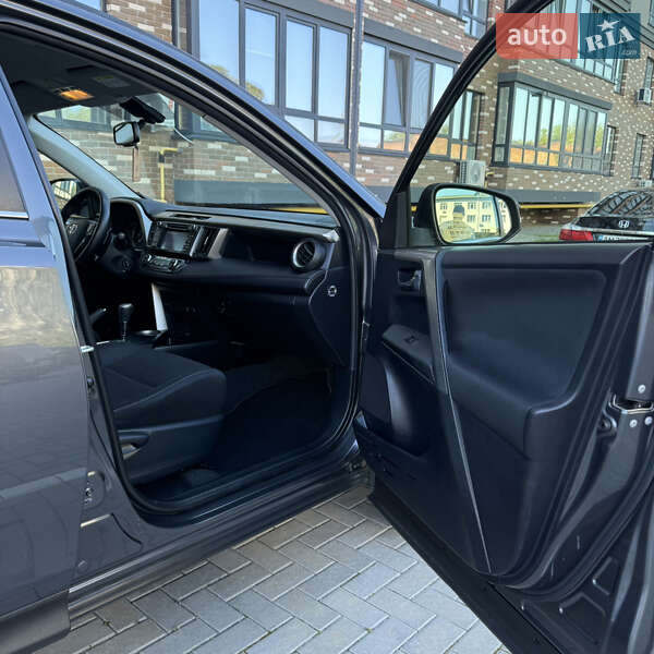 Внедорожник / Кроссовер Toyota RAV4 2013 в Житомире