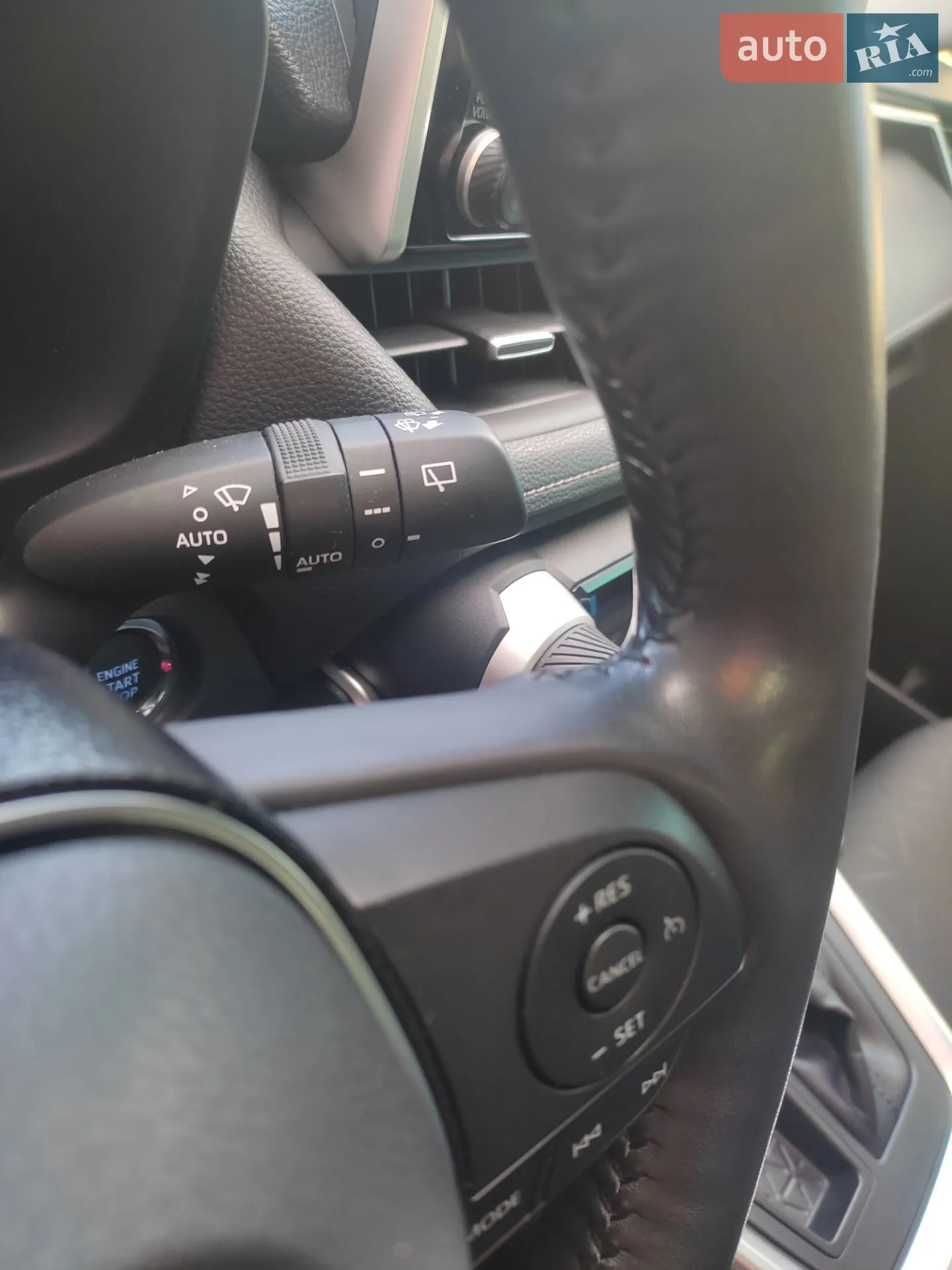 2019 Toyota RAV 4 - мініатюра 26
