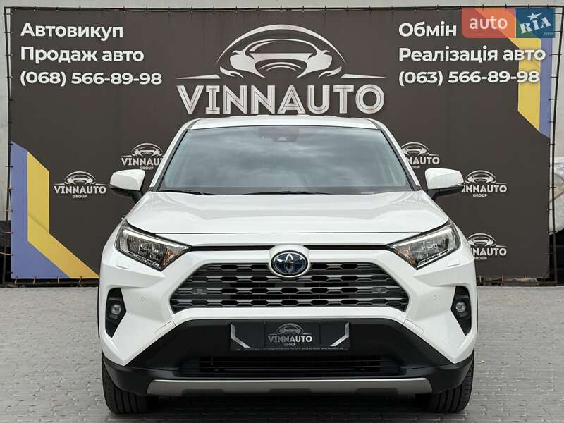 Внедорожник / Кроссовер Toyota RAV4 2023 в Виннице