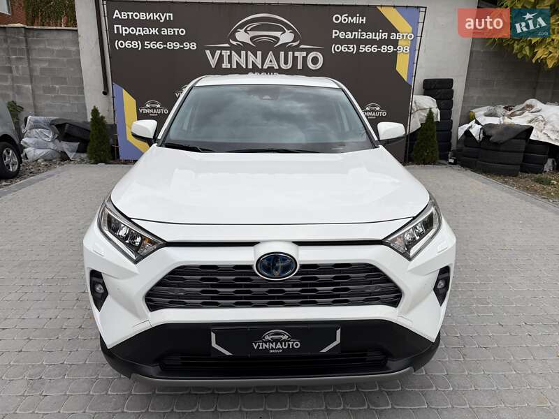 Внедорожник / Кроссовер Toyota RAV4 2023 в Виннице