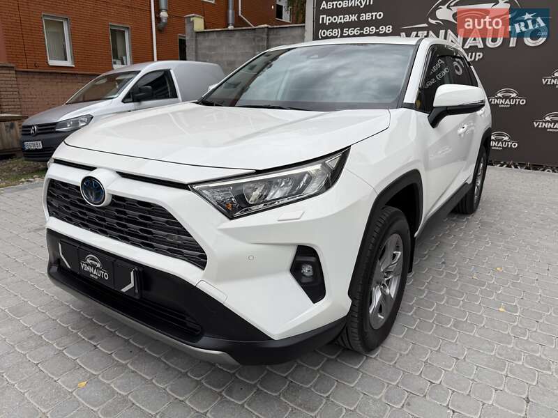 Внедорожник / Кроссовер Toyota RAV4 2023 в Виннице
