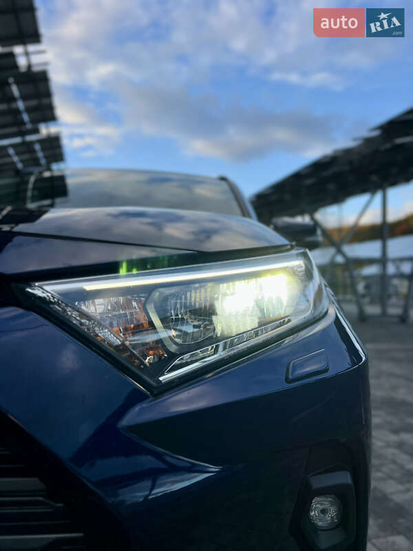 Позашляховик / Кросовер Toyota RAV4 2022 в Львові фото 9 Позашляховик / Кросовер Toyota RAV4 2022 в Львові