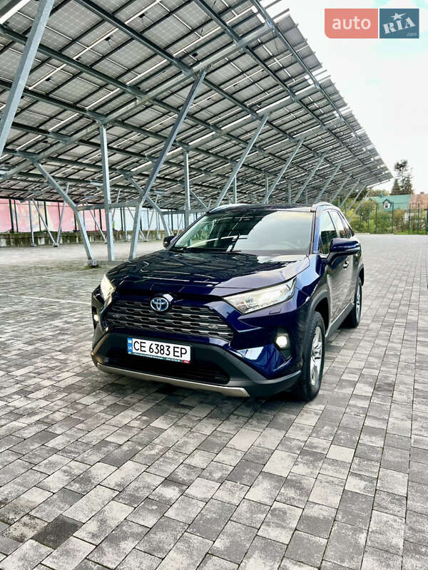 Позашляховик / Кросовер Toyota RAV4 2022 в Львові фото 14 Позашляховик / Кросовер Toyota RAV4 2022 в Львові