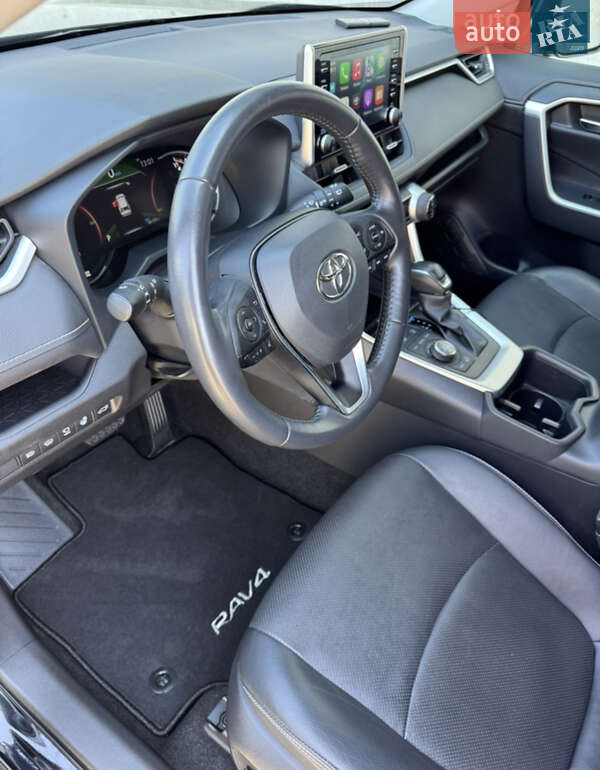 Внедорожник / Кроссовер Toyota RAV4 2022 в Броварах фото 16 Внедорожник / Кроссовер Toyota RAV4 2022 в Броварах