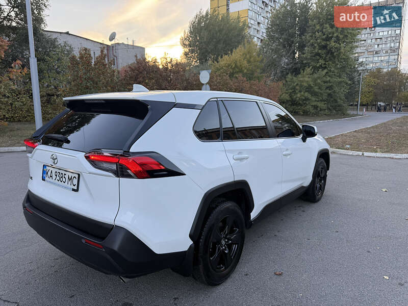 Внедорожник / Кроссовер Toyota RAV4 2023 в Днепре фото 5 Внедорожник / Кроссовер Toyota RAV4 2023 в Днепре