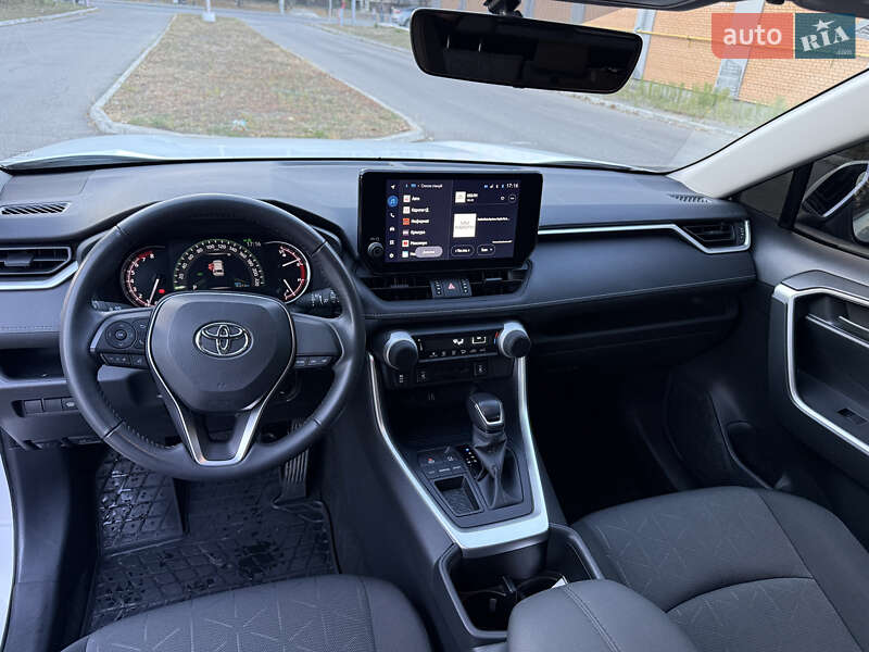 Внедорожник / Кроссовер Toyota RAV4 2023 в Днепре фото 13 Внедорожник / Кроссовер Toyota RAV4 2023 в Днепре