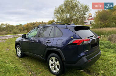 Позашляховик / Кросовер Toyota RAV4 2019 в Львові