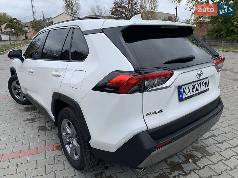 Внедорожник / Кроссовер Toyota RAV4 2022 в Подольске фото 5 Внедорожник / Кроссовер Toyota RAV4 2022 в Подольске