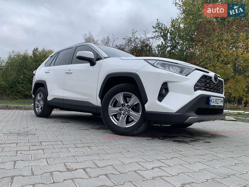Внедорожник / Кроссовер Toyota RAV4 2022 в Подольске фото Внедорожник / Кроссовер Toyota RAV4 2022 в Подольске