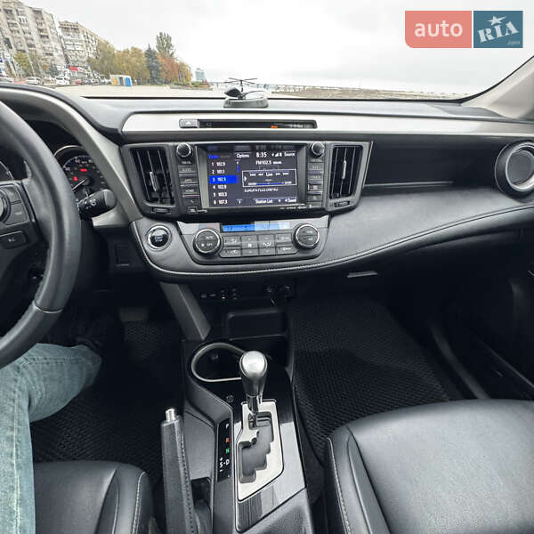 Внедорожник / Кроссовер Toyota RAV4 2017 в Днепре фото 18 Внедорожник / Кроссовер Toyota RAV4 2017 в Днепре