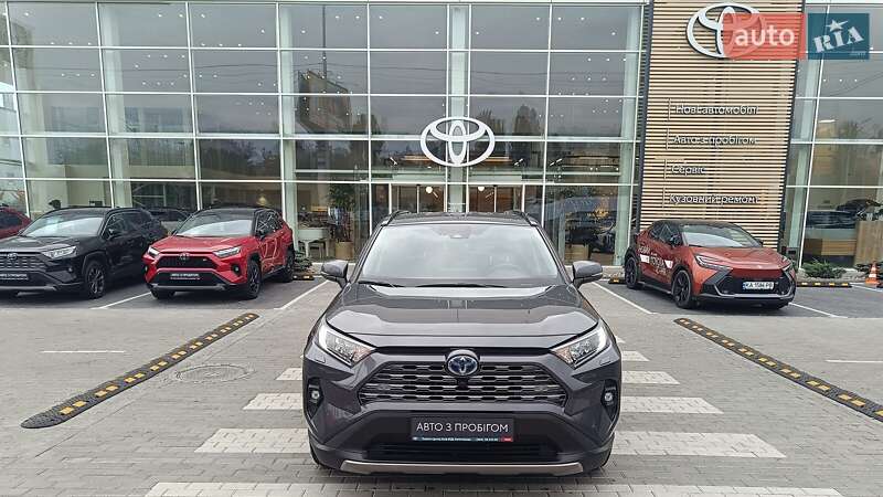 Позашляховик / Кросовер Toyota RAV4 2022 в Києві
