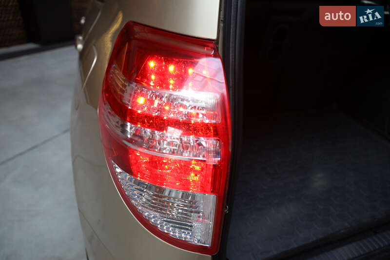 Внедорожник / Кроссовер Toyota RAV4 2011 в Луцке фото 10 Внедорожник / Кроссовер Toyota RAV4 2011 в Луцке