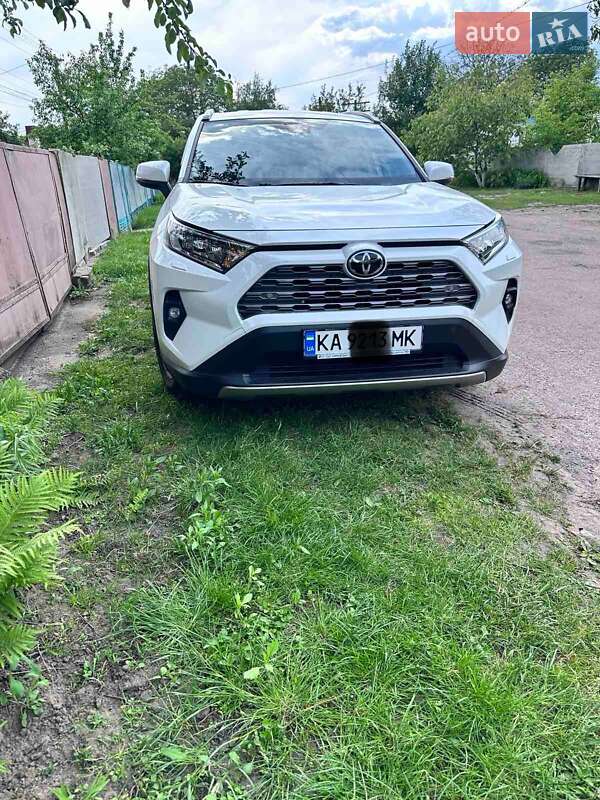 Внедорожник / Кроссовер Toyota RAV4 2023 в Прилуках фото 2 Внедорожник / Кроссовер Toyota RAV4 2023 в Прилуках