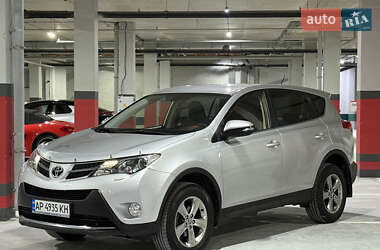 Позашляховик / Кросовер Toyota RAV4 2015 в Дніпрі