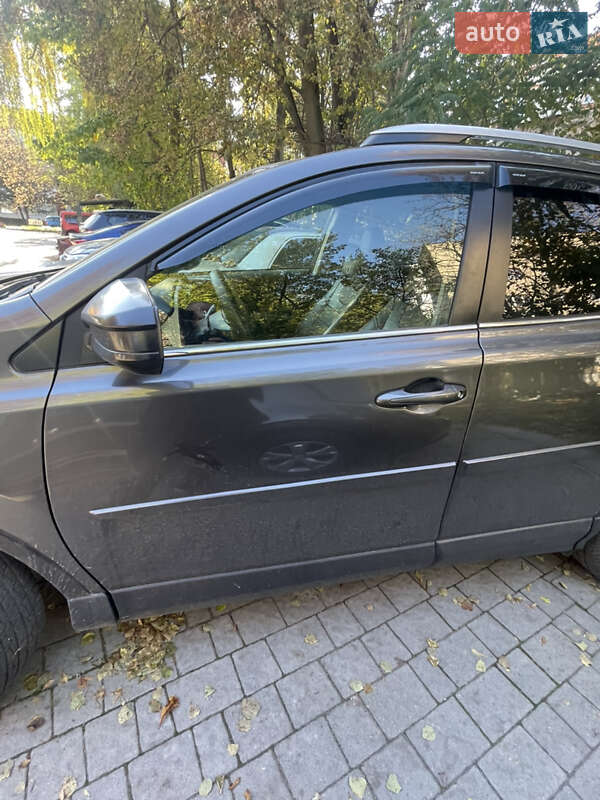 Позашляховик / Кросовер Toyota RAV4 2016 в Львові фото 16 Позашляховик / Кросовер Toyota RAV4 2016 в Львові