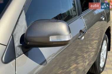Внедорожник / Кроссовер Toyota RAV4 2011 в 