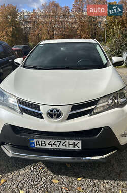 Внедорожник / Кроссовер Toyota RAV4 2013 в 