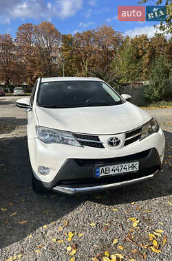 Внедорожник / Кроссовер Toyota RAV4 2013 в 