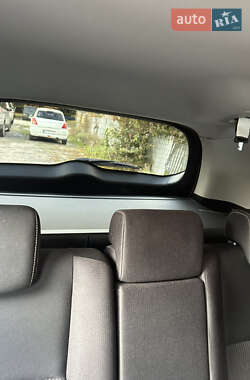 Внедорожник / Кроссовер Toyota RAV4 2013 в 