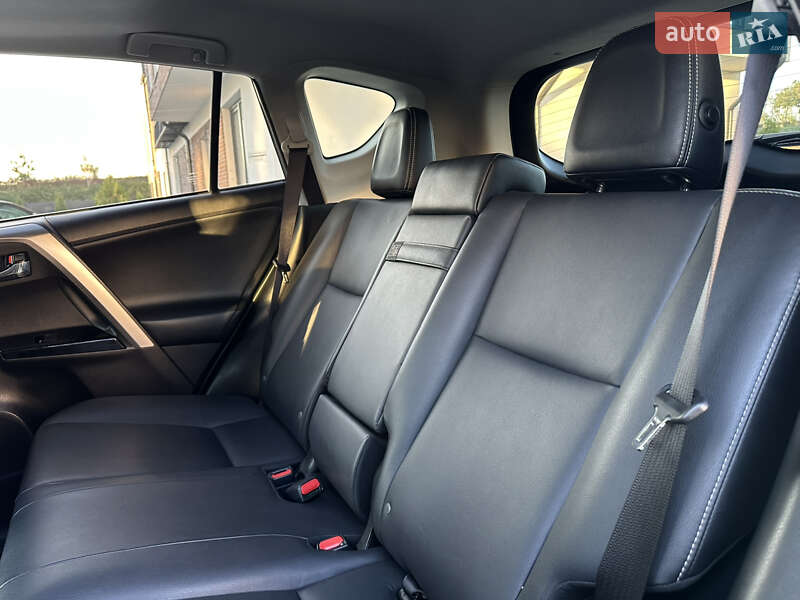 Внедорожник / Кроссовер Toyota RAV4 2016 в Умани фото 48 Внедорожник / Кроссовер Toyota RAV4 2016 в Умани