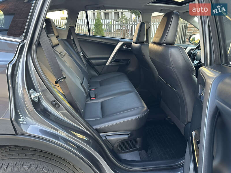 Внедорожник / Кроссовер Toyota RAV4 2016 в Умани фото 51 Внедорожник / Кроссовер Toyota RAV4 2016 в Умани