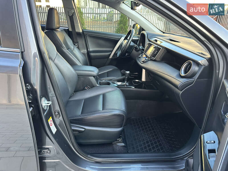 Внедорожник / Кроссовер Toyota RAV4 2016 в Умани фото 57 Внедорожник / Кроссовер Toyota RAV4 2016 в Умани