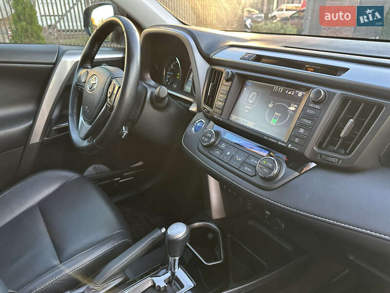 Внедорожник / Кроссовер Toyota RAV4 2016 в Умани фото 61 Внедорожник / Кроссовер Toyota RAV4 2016 в Умани