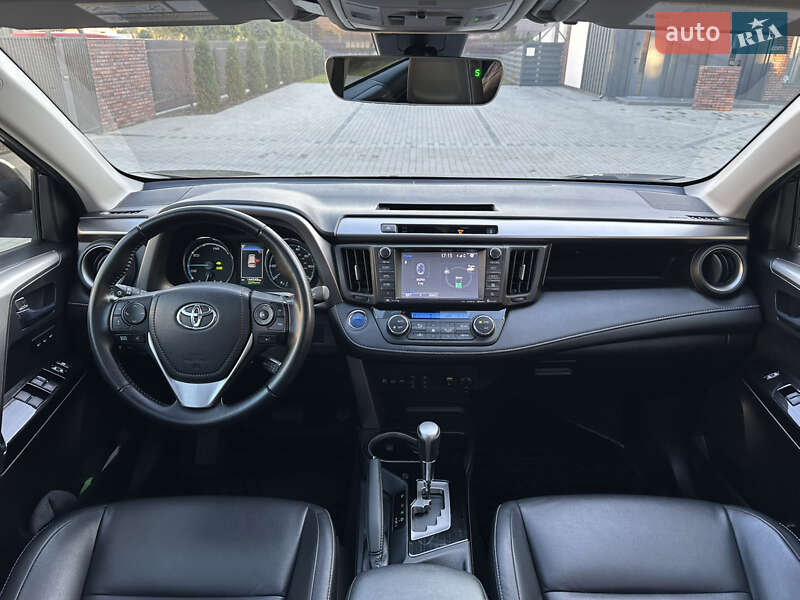 Внедорожник / Кроссовер Toyota RAV4 2016 в Умани фото 66 Внедорожник / Кроссовер Toyota RAV4 2016 в Умани