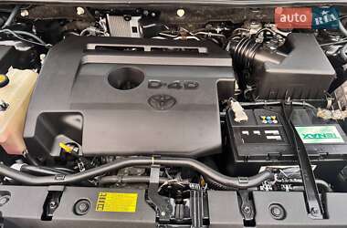 Позашляховик / Кросовер Toyota RAV4 2013 в 