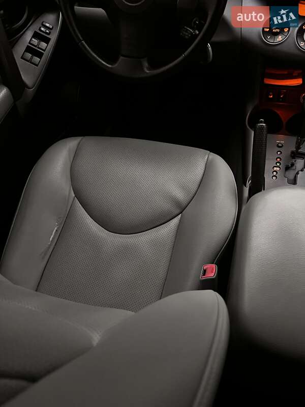 Позашляховик / Кросовер Toyota RAV4 2008 в Харкові фото 12 Позашляховик / Кросовер Toyota RAV4 2008 в Харкові