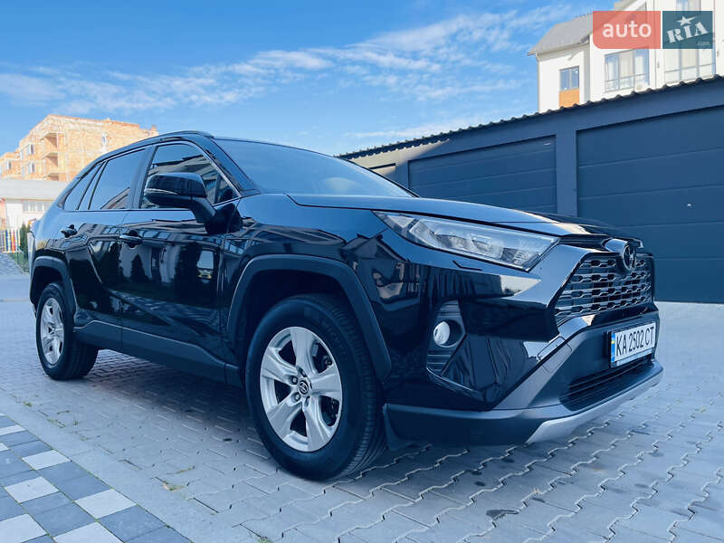 Внедорожник / Кроссовер Toyota RAV4 2021 в Черновцах фото 6 Внедорожник / Кроссовер Toyota RAV4 2021 в Черновцах