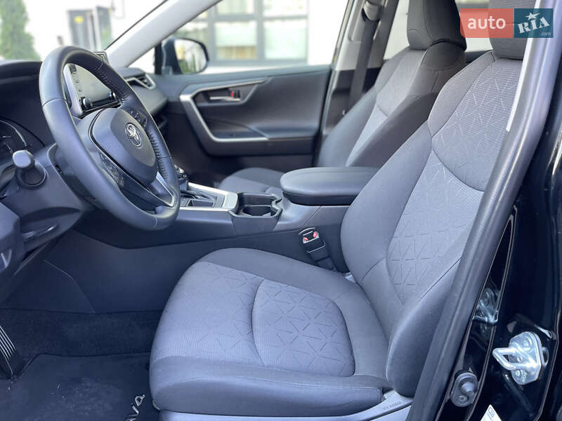 Внедорожник / Кроссовер Toyota RAV4 2021 в Черновцах фото 42 Внедорожник / Кроссовер Toyota RAV4 2021 в Черновцах
