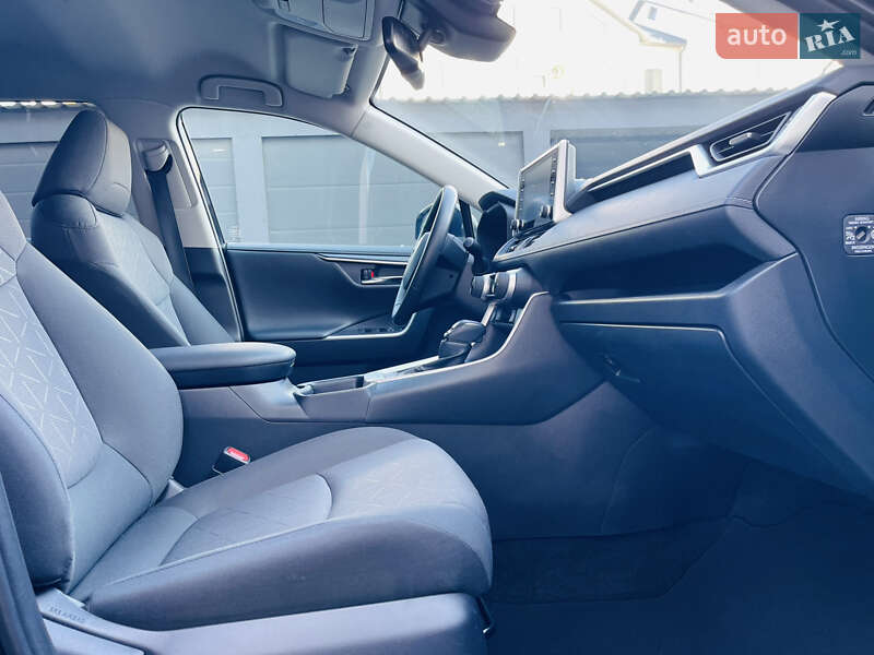 Внедорожник / Кроссовер Toyota RAV4 2021 в Черновцах фото 46 Внедорожник / Кроссовер Toyota RAV4 2021 в Черновцах