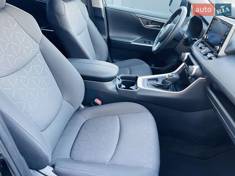 Внедорожник / Кроссовер Toyota RAV4 2021 в Черновцах фото 47 Внедорожник / Кроссовер Toyota RAV4 2021 в Черновцах