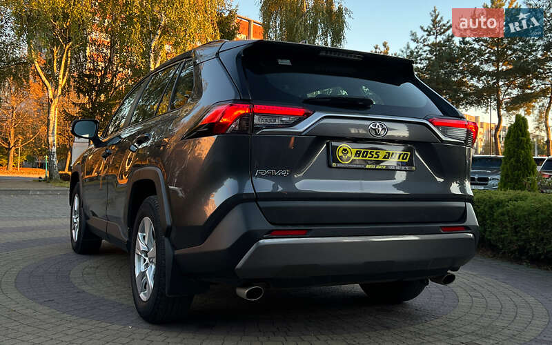 Позашляховик / Кросовер Toyota RAV4 2020 в Львові фото 5 Позашляховик / Кросовер Toyota RAV4 2020 в Львові