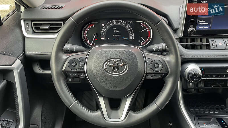 Позашляховик / Кросовер Toyota RAV4 2022 в Запоріжжі