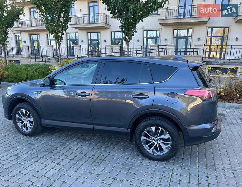 Внедорожник / Кроссовер Toyota RAV4 2017 в Одессе фото 11 Внедорожник / Кроссовер Toyota RAV4 2017 в Одессе